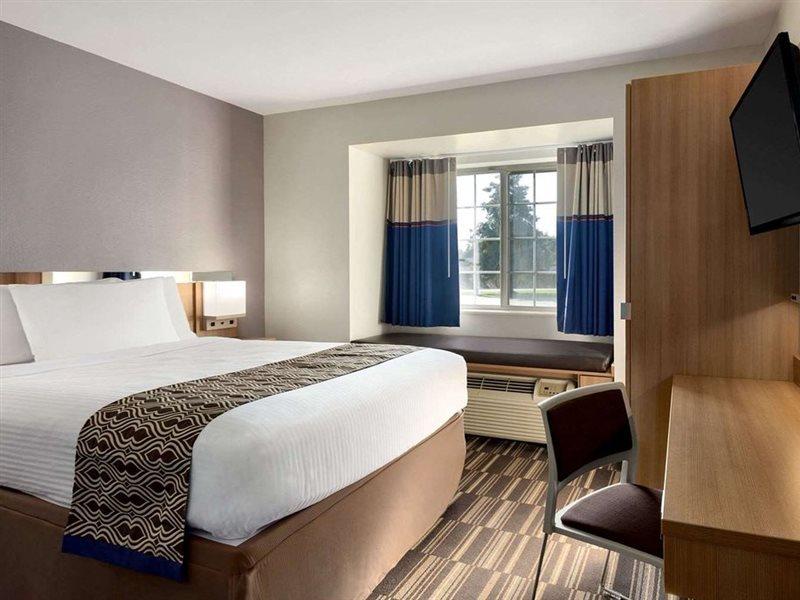Microtel Inn & Suites Батън Руж Екстериор снимка