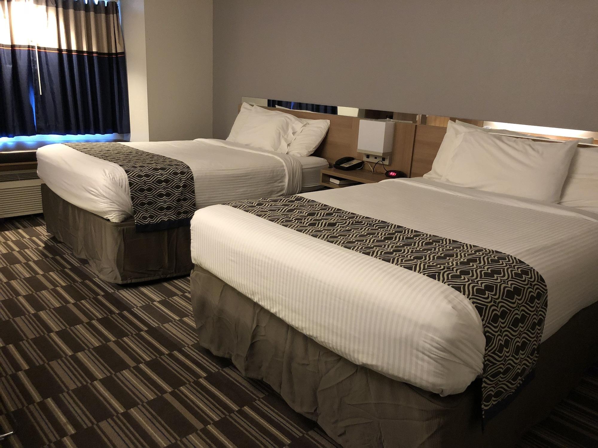 Microtel Inn & Suites Батън Руж Екстериор снимка
