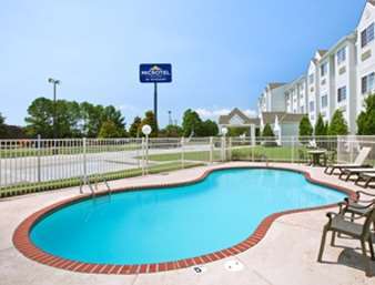 Microtel Inn & Suites Батън Руж Съоръжения снимка